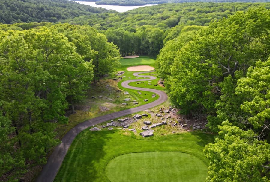 Hole 16 par 3 looking out over Lake Wallenpaupack